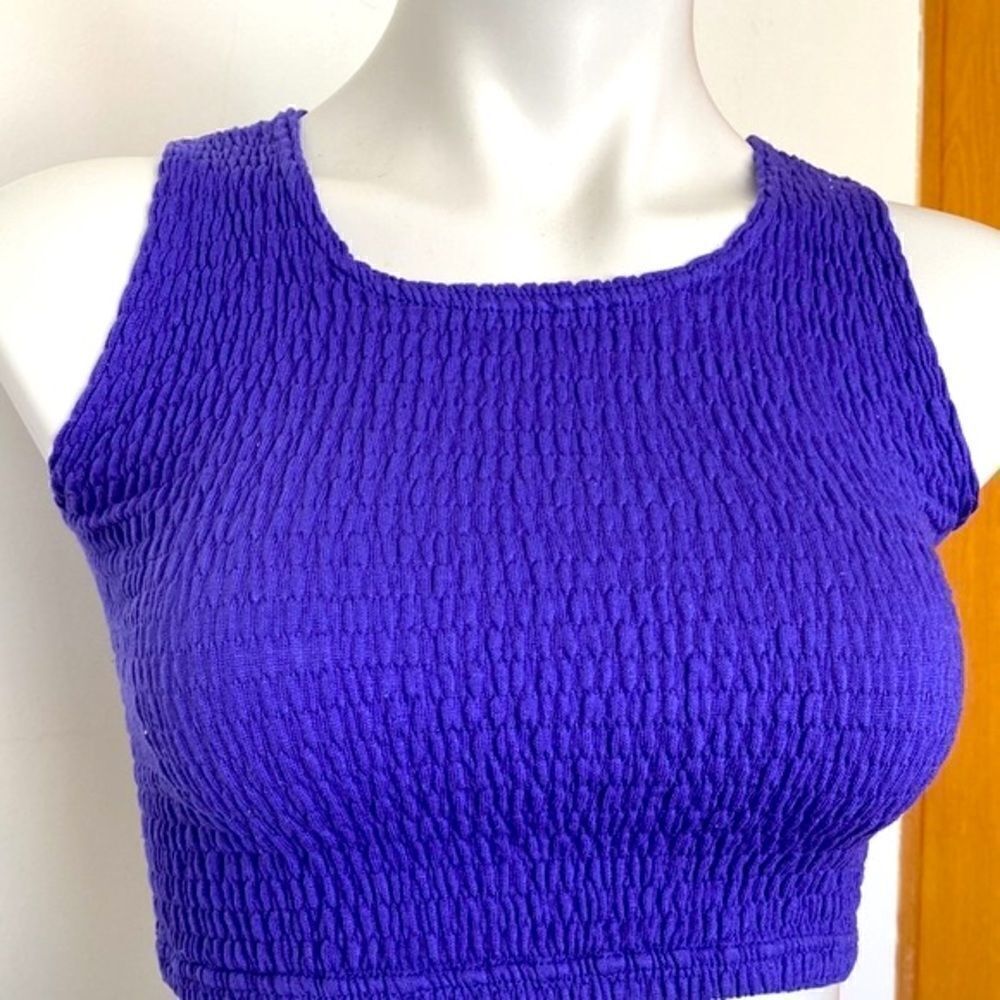 Basic image crop top - Picture 4 of 8